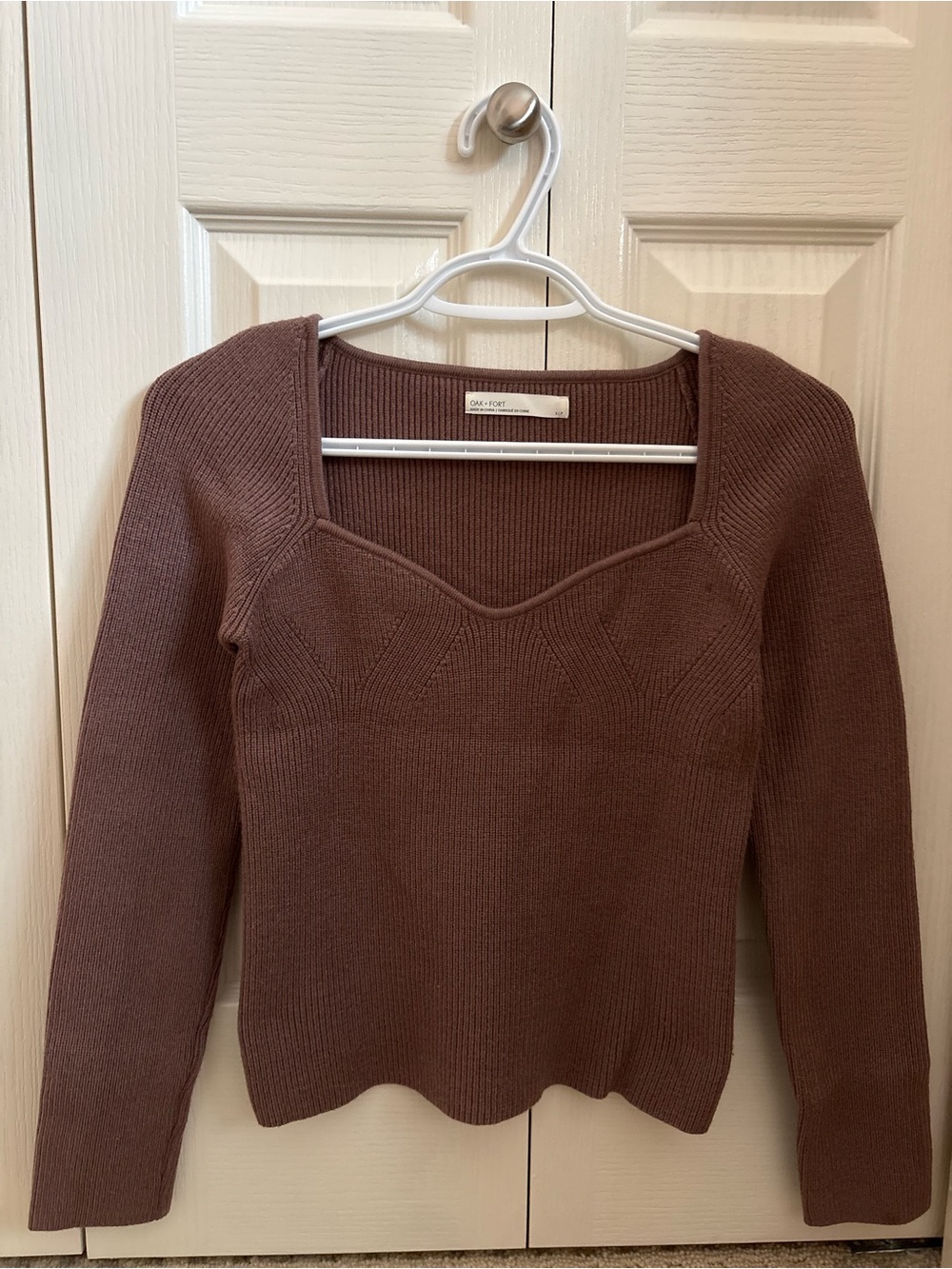 Oak + Fort Sweetheart Neckline Sweater